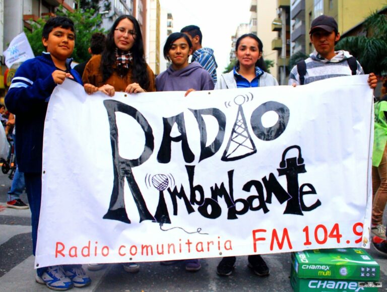 La Rimbombante: Una radio hija de las organizaciones