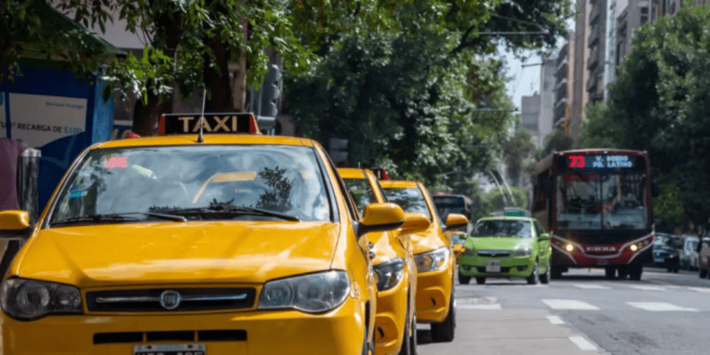 Aumentó la tarifa de taxis y remises en Córdoba