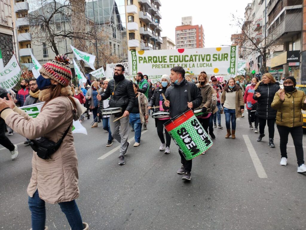 SUOEM intensifica su plan de lucha
