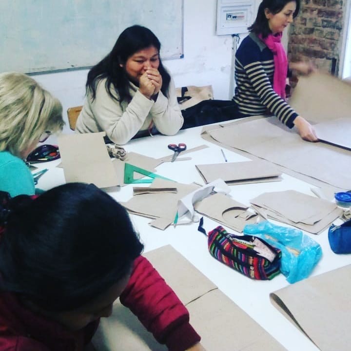 Trabajo sin patrón: textil y un lavadero, las unidades productivas en Liceo General Paz