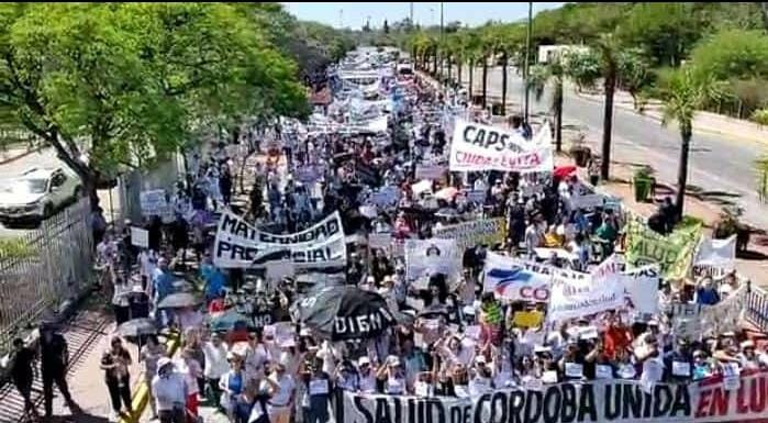 Trabajadores de la salud movilizaron en Córdoba