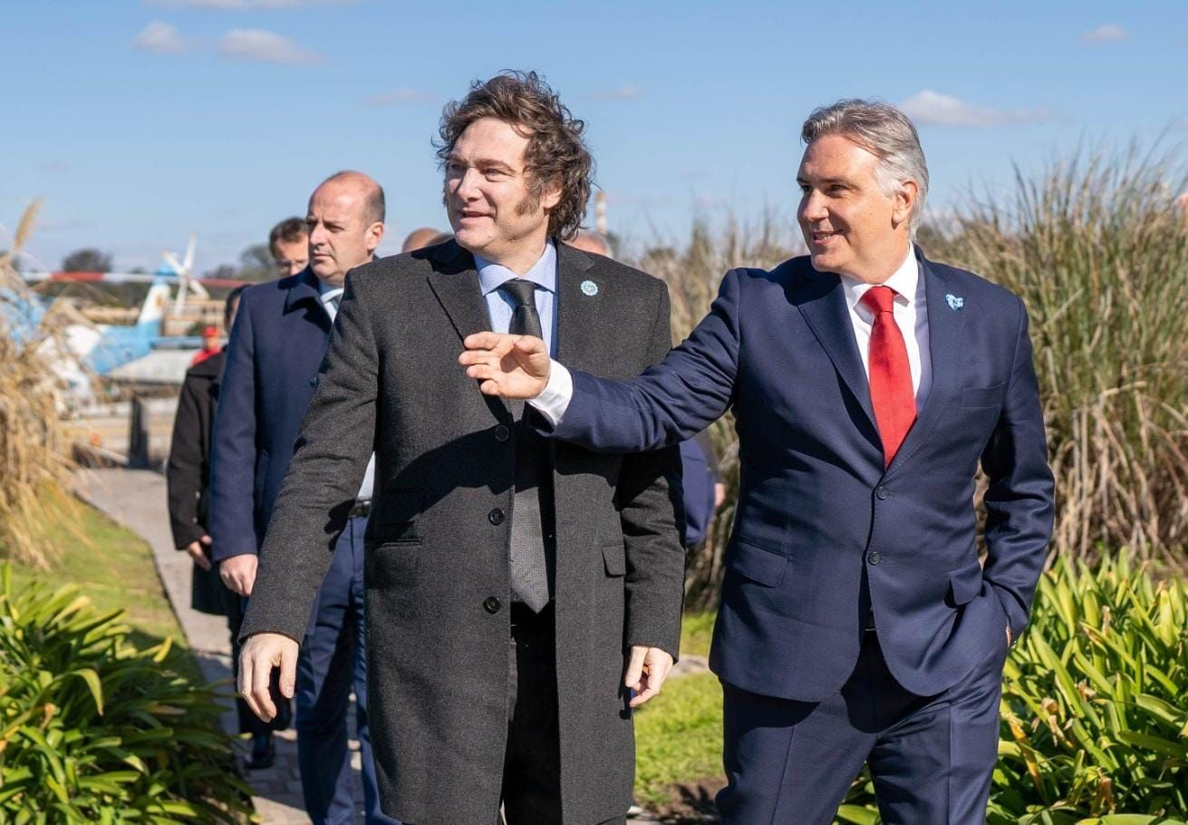 Por seguir a MI-LEI, el gobernador Llaryora equivoca SU-LEY con EPEC