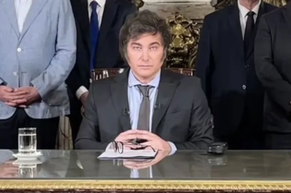 001-milei-cadena-nacional-decretazojpg