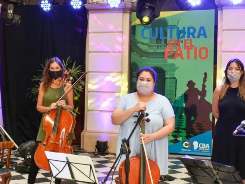 07-cultura-en-el-patio-flor-sur-cello-trio-con-julian-y-airena-1-1900x700_c