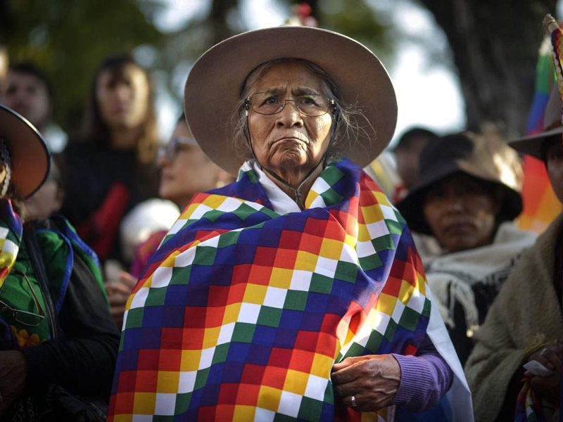 12-octubre-sin_indigenas-sin_democracia001