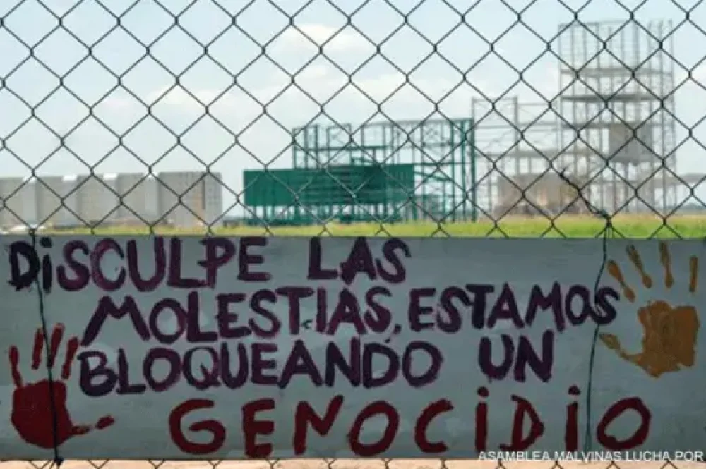 141201184546_monsanto_planta3_624.gif