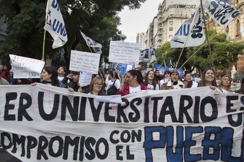 20240410132432_marcha-universitaria