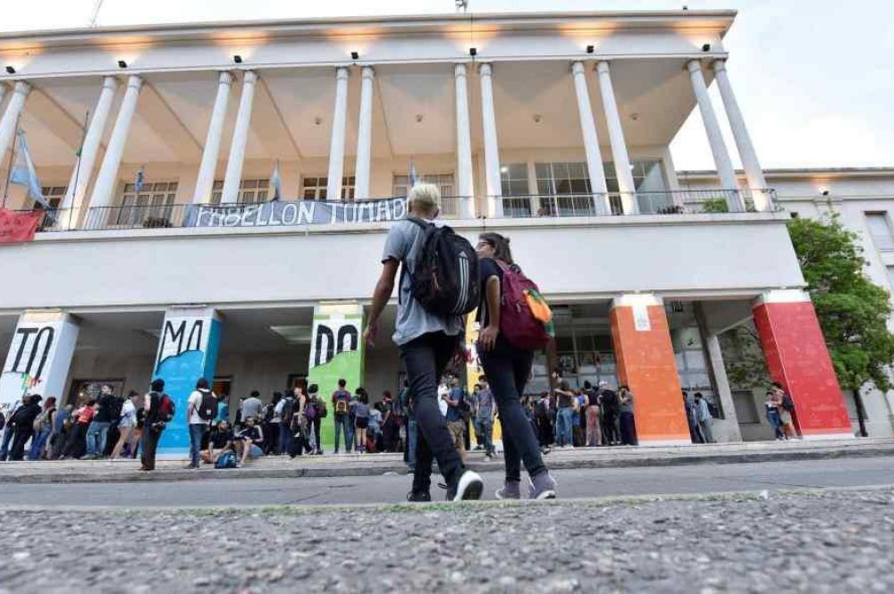 2SJWQZ7KHRGO7J7JPLUUR2ANTY