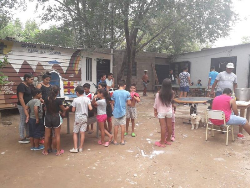 centro barrial madre de la esquina