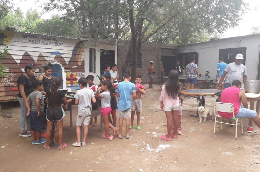 centro barrial madre de la esquina