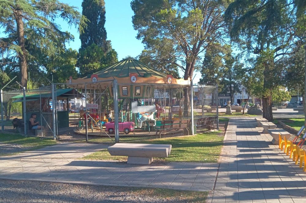 650032148_26694301466843366_2904056460617303186_n