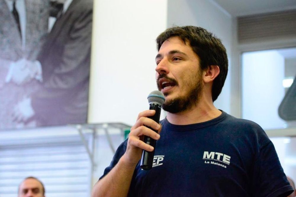 9a5586d4-1762-4e8b-b76e-aca4d5eb9025