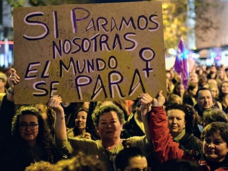 Cartel-visto-manifestacion-ano-pasado_1330377075_95461282_667x375