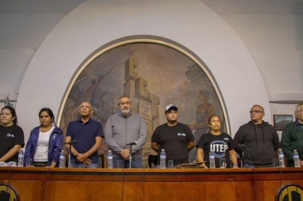 Congreso-de-la-UTEP-cierre-en-la-CGT