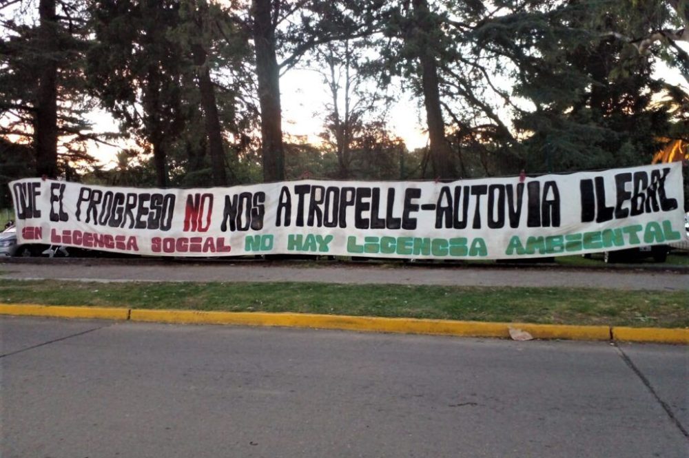 Denuncia-penal-por-autovia-asamblea-paravachasca-03-1024x768-1