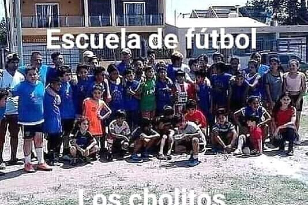 Escuela de futbol los cholitos
