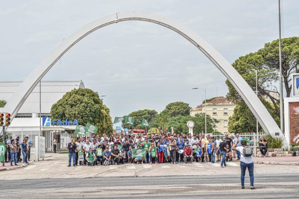 FADEA-puerta-1024x683-1