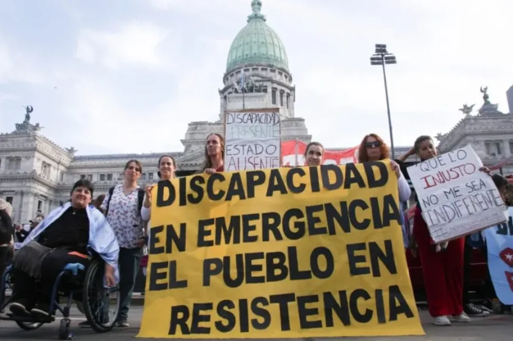 Media-sancion-para-la-Ley-de-Emergecia-en-Discapacidad