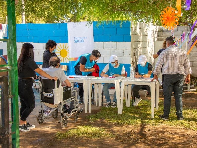 Operativos-Testeo_Vacunacion_Derecho-al-Verano