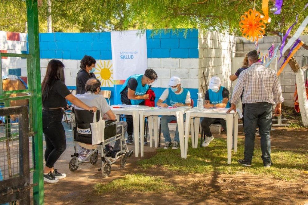 Operativos-Testeo_Vacunacion_Derecho-al-Verano