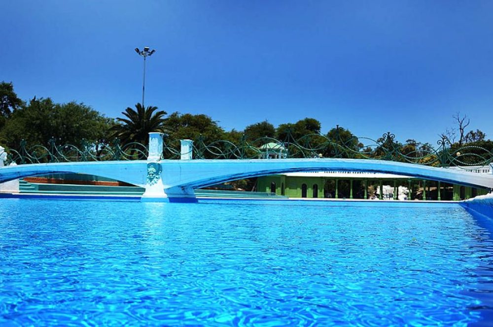 Pileta_del_Parque_Sarmiento_2