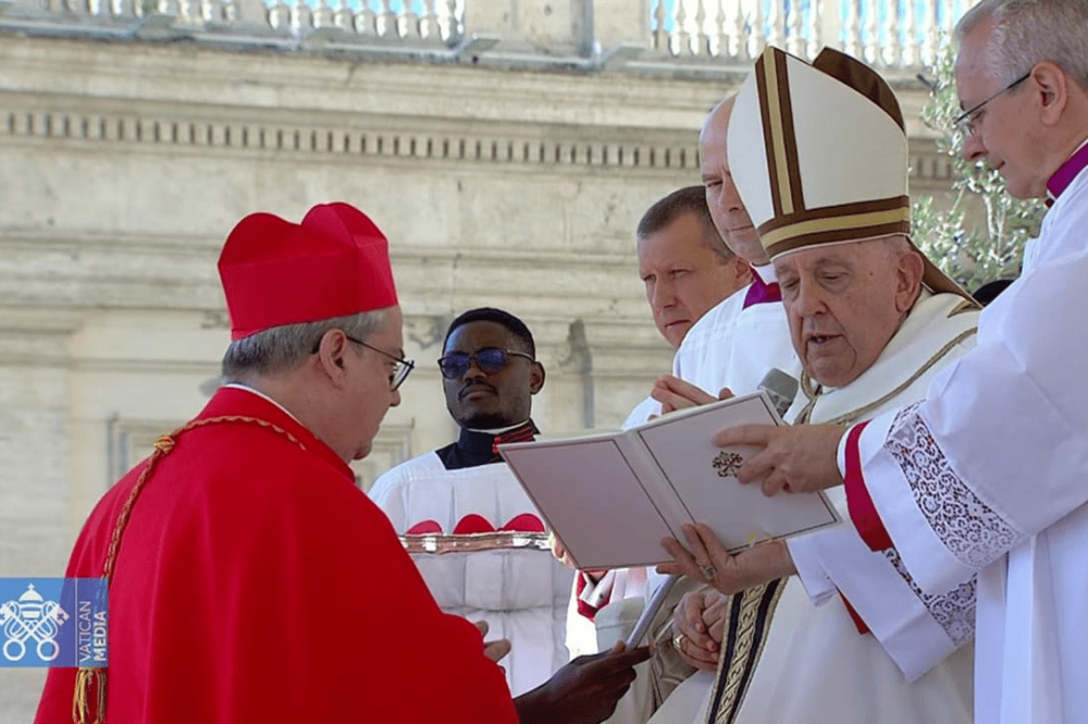 Rossi-y-Francisco-Cardenalato