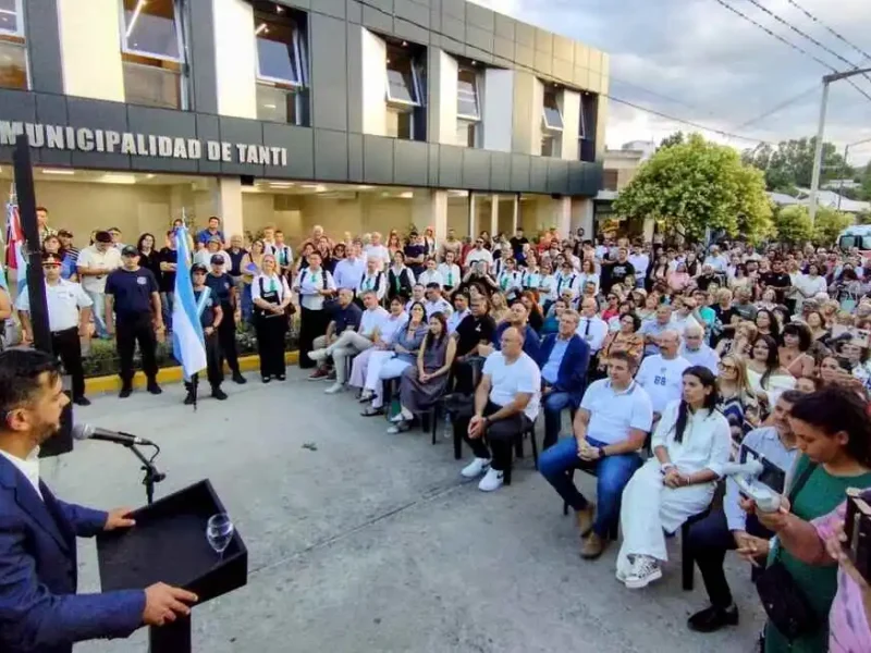 Tanti-Inauguracion-Edificio-Municipal
