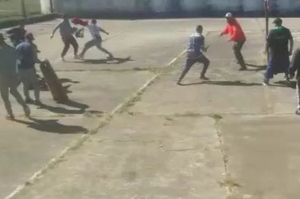 b888de39-20e2-4d56-8007-a41c059bb624