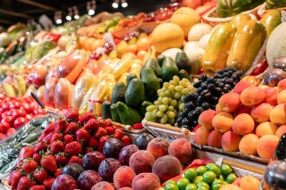 bigstock-big-choice-of-fresh-fruit-and-323161276_1_621x621