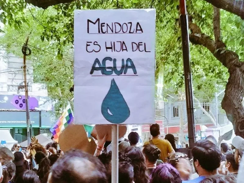 c3c5165d-7f91-47f7-b43a-0ac8c57e594b_16-9-discover-aspect-ratio_default_0