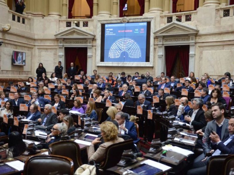 camara-de-diputados-2075172