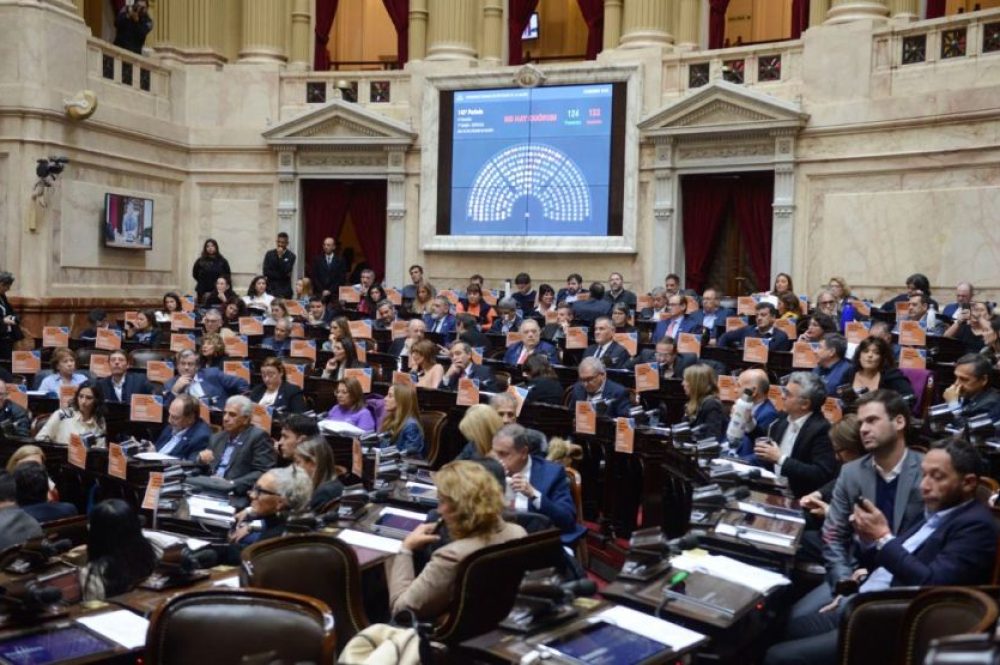 camara-de-diputados-2075172