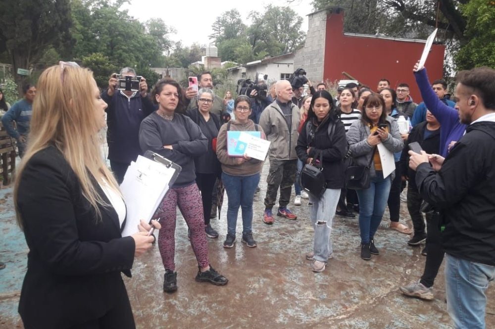 ce20b160-1e91-4550-8c11-1318282852b9