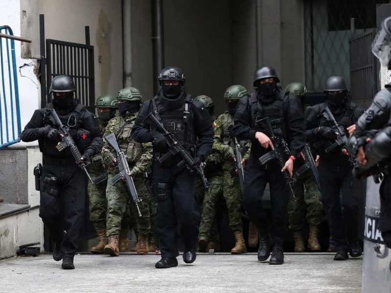 ch-hK4j2s_1256x620__1