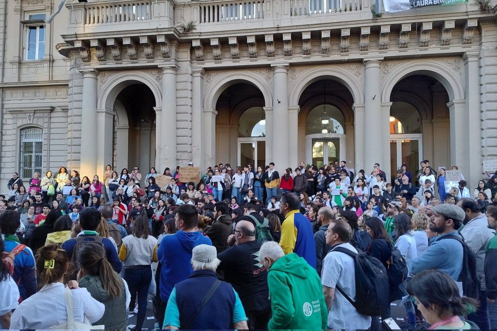 cierre hospital laura bonaparte