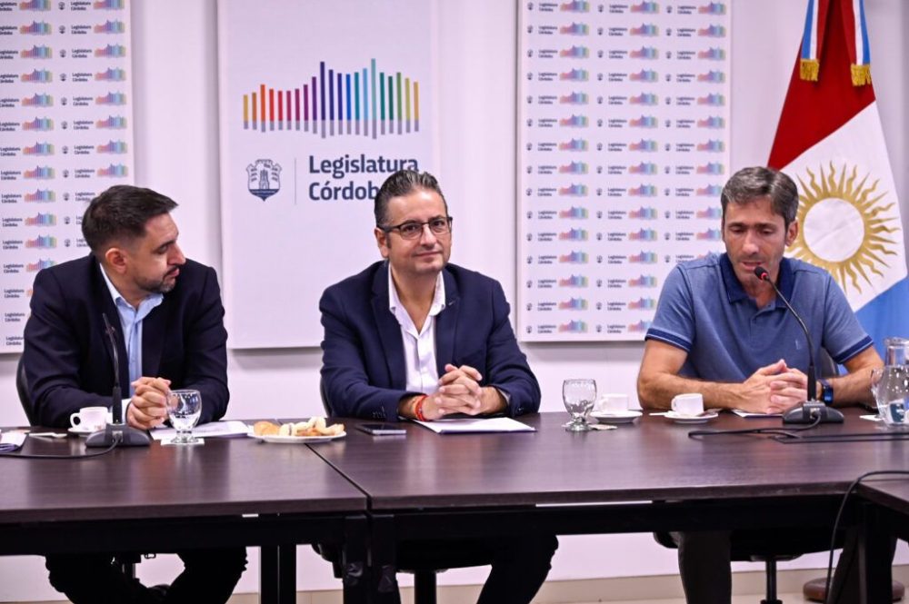 cooperativas-y-mutuales-1-1024x683