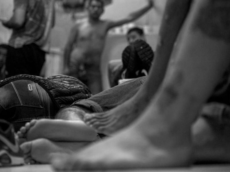 la-vida-en-las-carceles-03