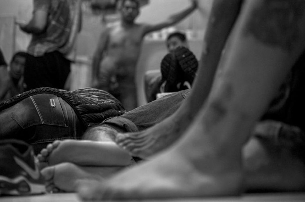 la-vida-en-las-carceles-03