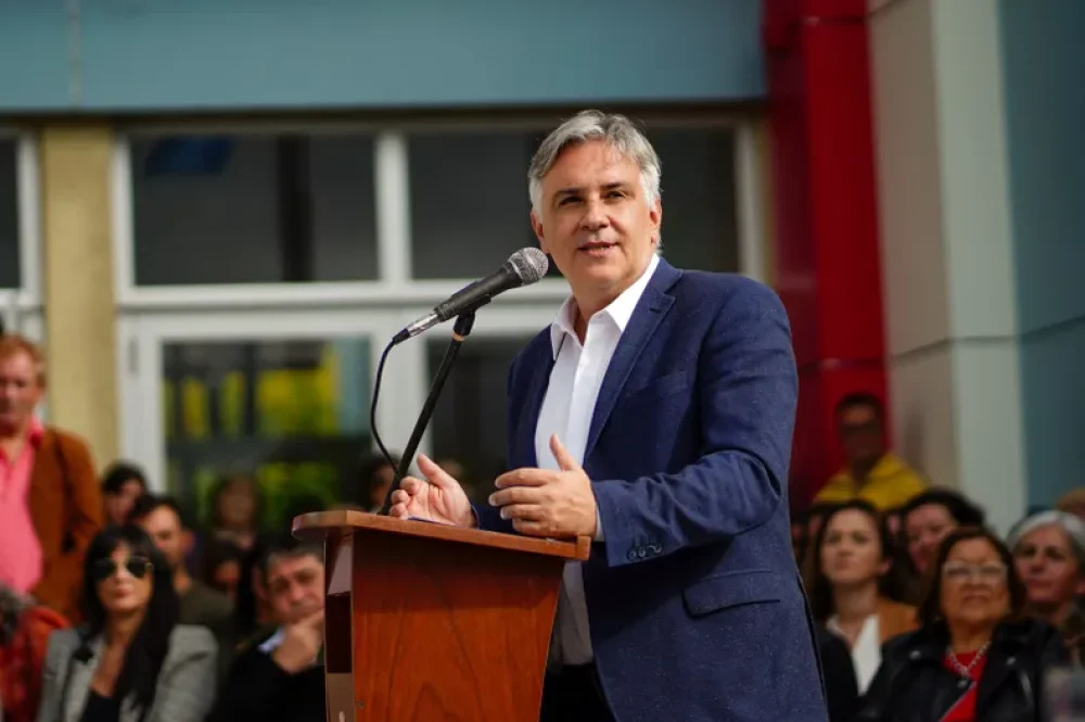 llaryora-cordobajpeg