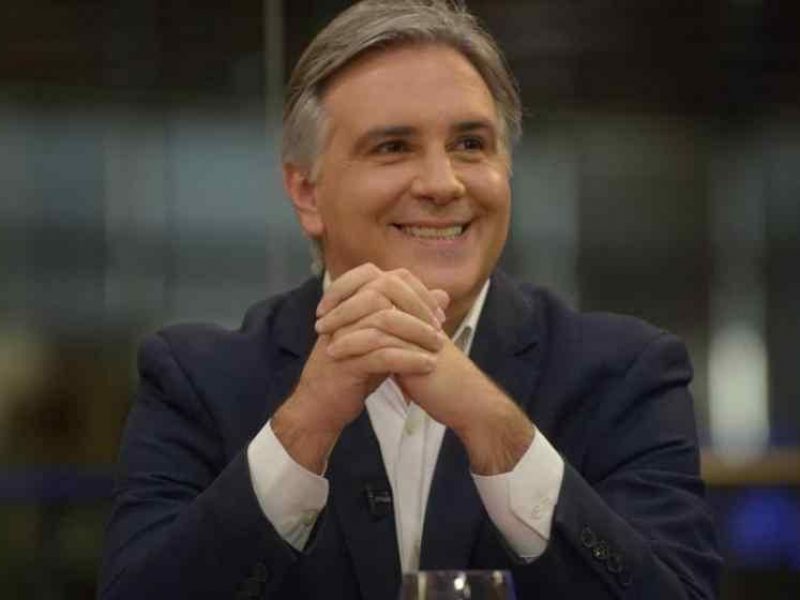 MARTÍN LLARYORA