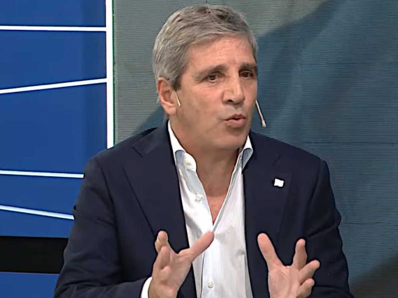 luis-caputo-en-ln-20251110-2135222