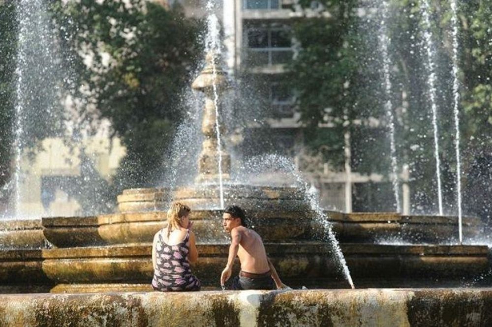 multimedia.normal.a24bfee7b296f6b1.32303137313231363231343032325f33303930323939315f305f626f64795f6e6f726d616c2e6a7067