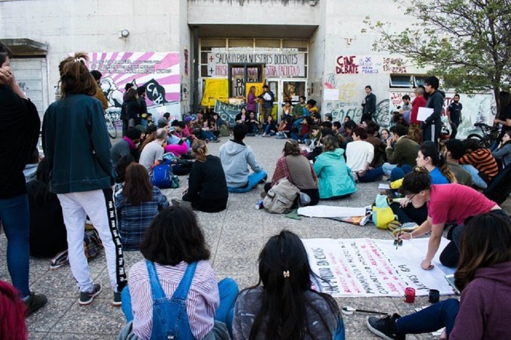 multimedia.normal.a3f6df919b2756bc.546f6d6120554e43204173616d626c656120496e746572666163756c746164655f6e6f726d616c2e6a7067