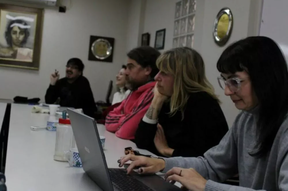 multimedia.normal.be9107d77eb52d81.4d6564696f7320436f6d756e69746172696f732062792067656e74696c657a615f6e6f726d616c2e77656270