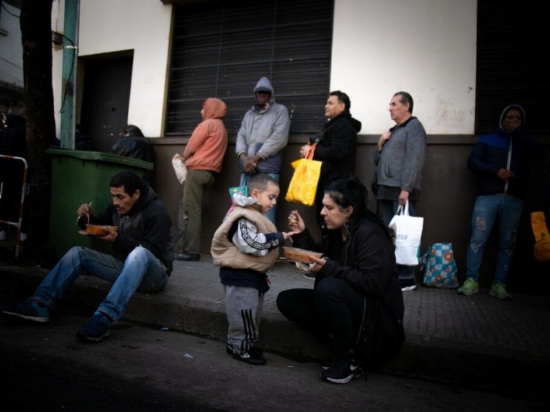olla-popular-emergencia-alimentaria-eloisa-molina-4-1024x683