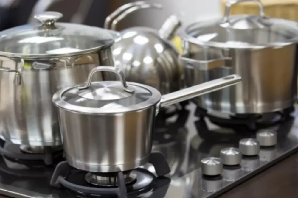 ollas-de-aluminio-utensilios-de-cocina