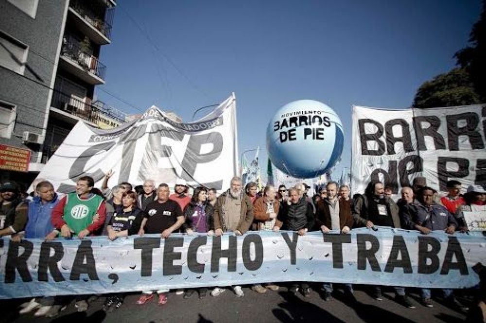 tierra techo y trabajo